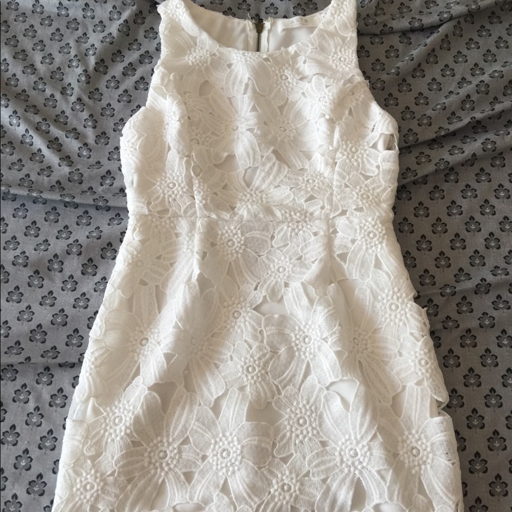 White floral lace dress
